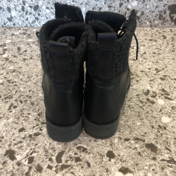 Muk Luk Combat Boots. Size 8. Worn once. EUC. - Picture 3 of 6